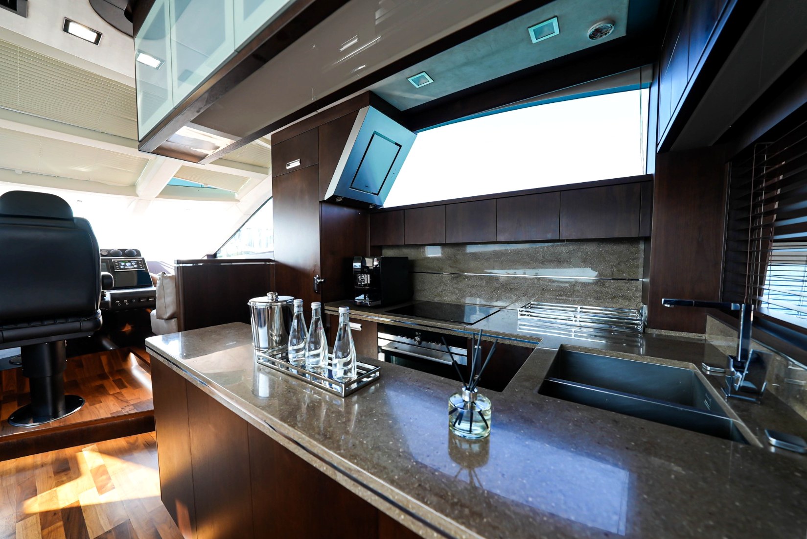 View 15: Galeon