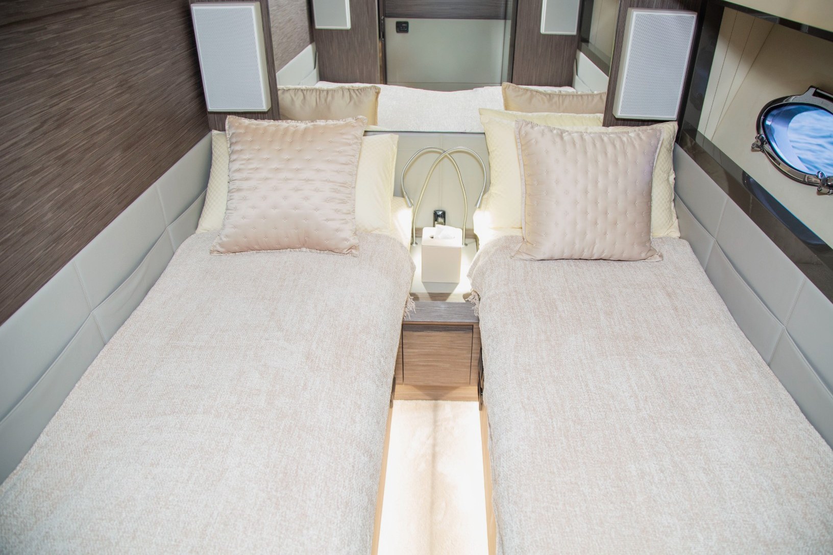 View 16: Pershing
