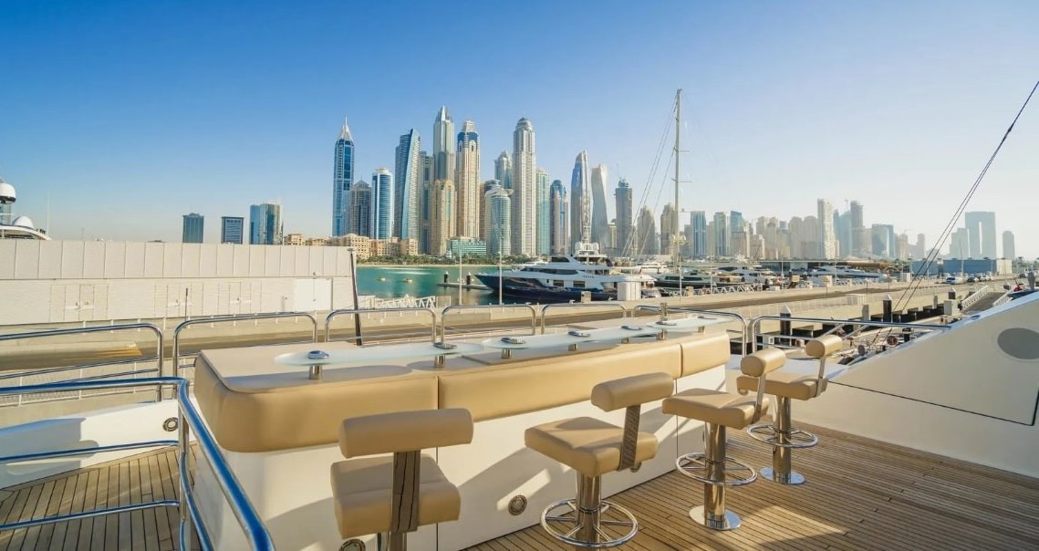 View 4: Sunseeker Lucien
