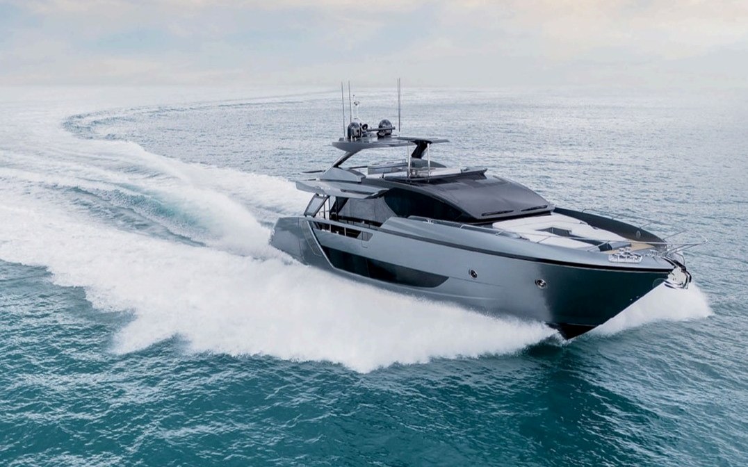 Riva Diva for charter