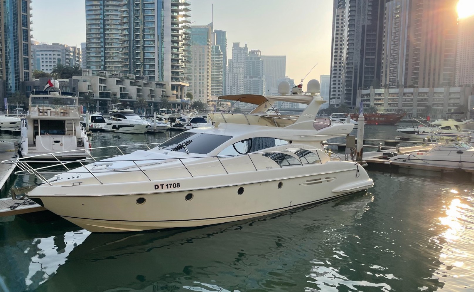 View 2: Azimut Grand Crew
