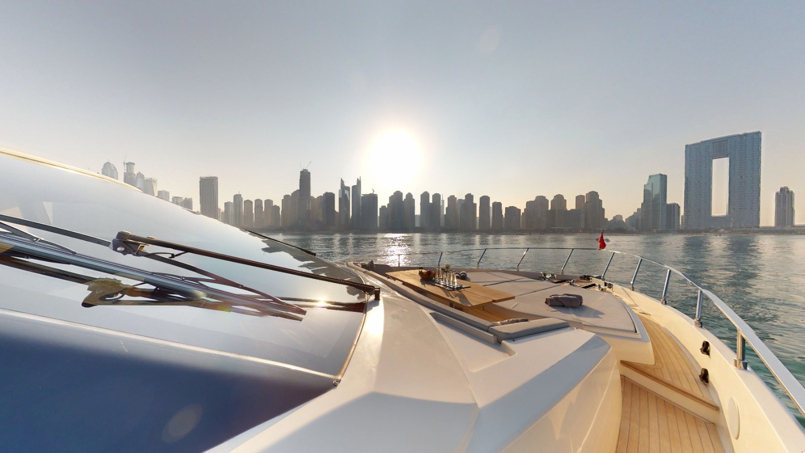 View 10: Ferretti 78 ft