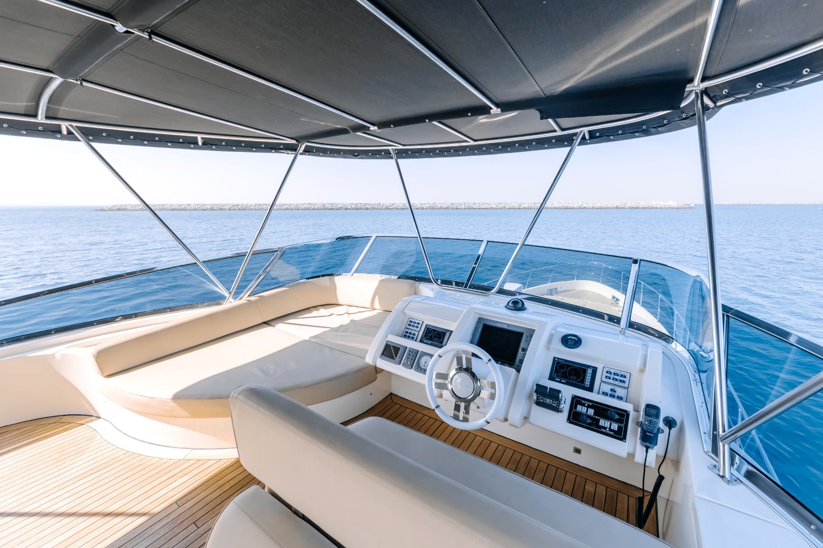 View 6: Azimut Viktoria
