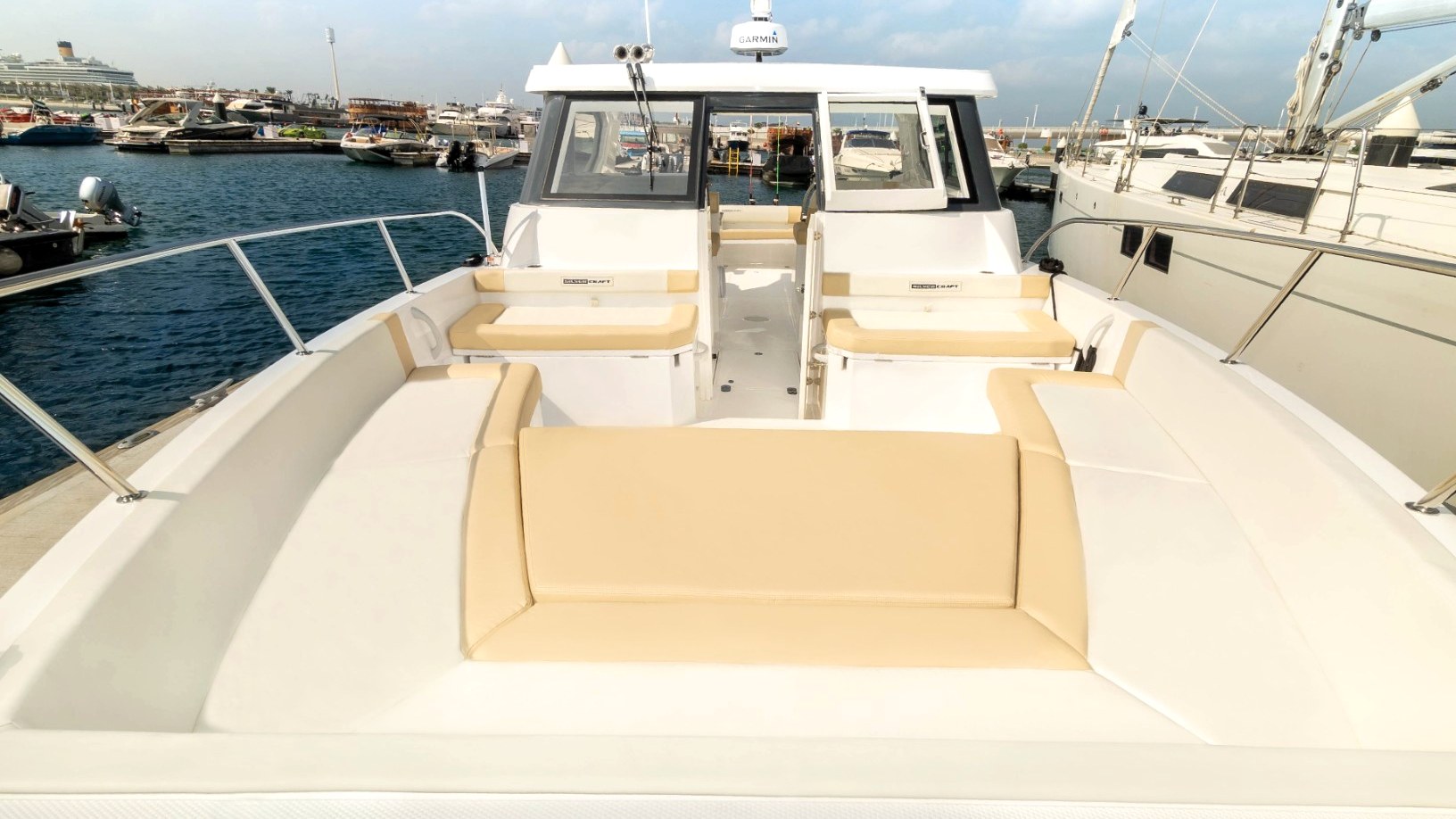 View 6: Silver Craft Storm