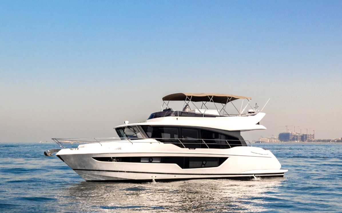 Sky Walker Fly X53 Sport، يخت خاص