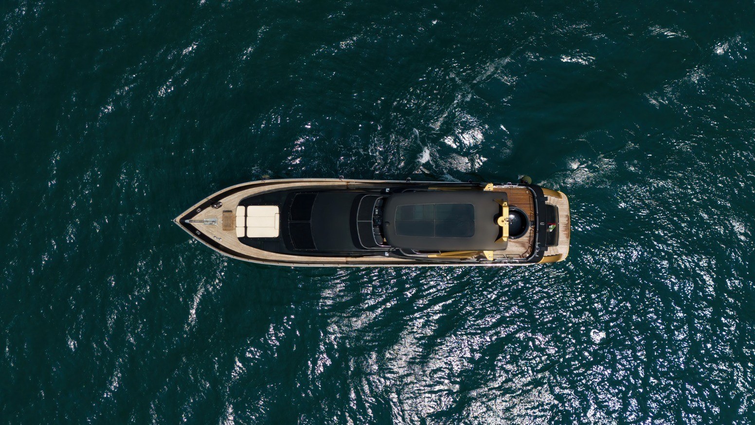 View 4: Azimut Anna