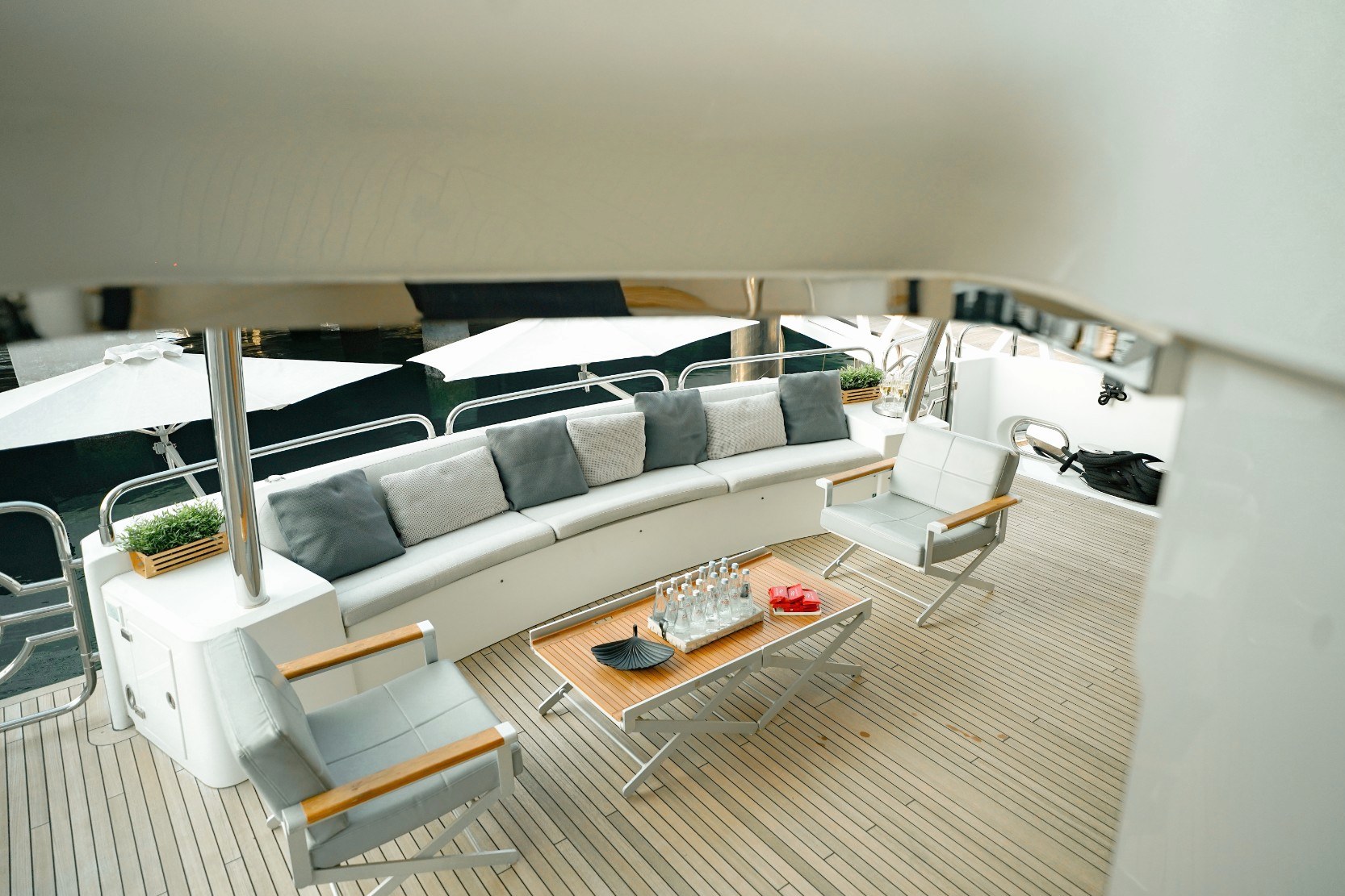 View 6: Sunseeker Encore