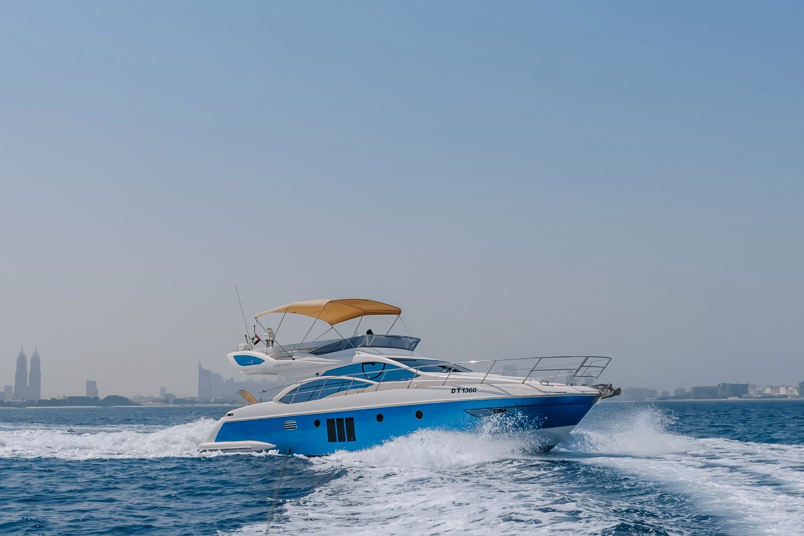 View 8: Azimut No Regrets