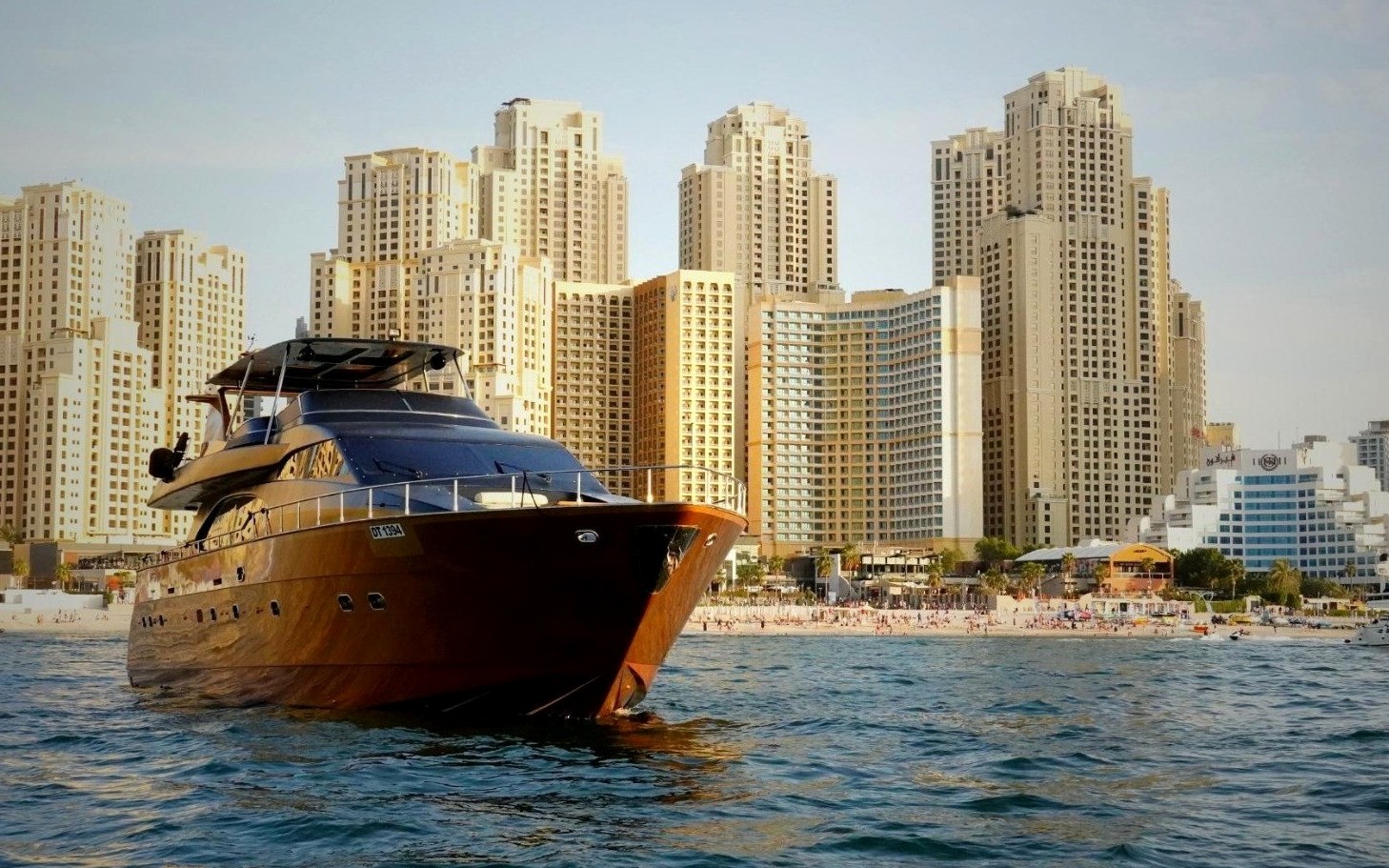 Azimut Anna for charter