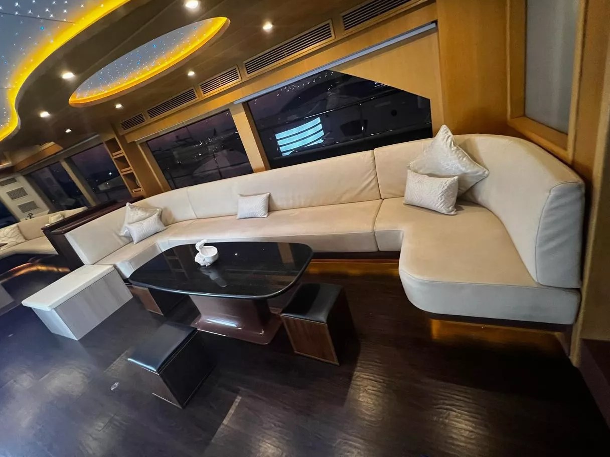 View 12: Sky Walker Explora