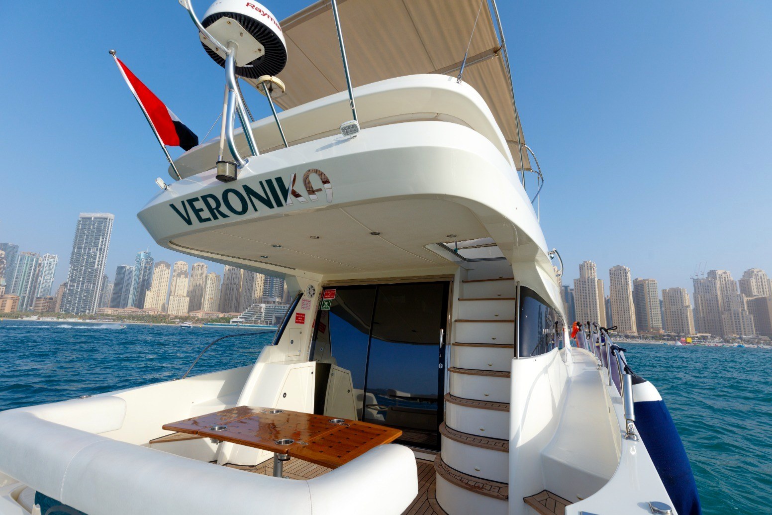 View 15: Numarine Veronika