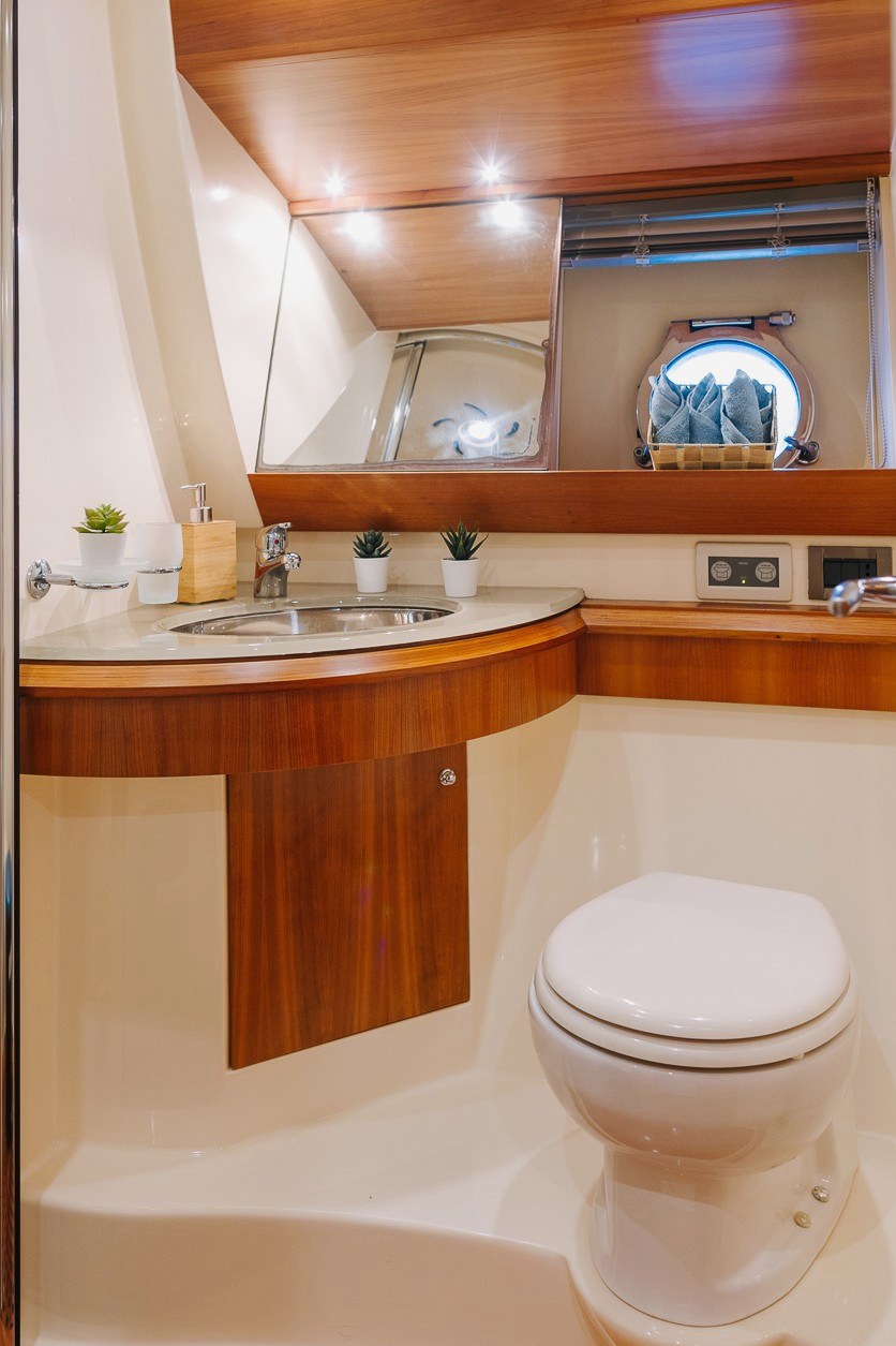 View 5: Azimut Monica