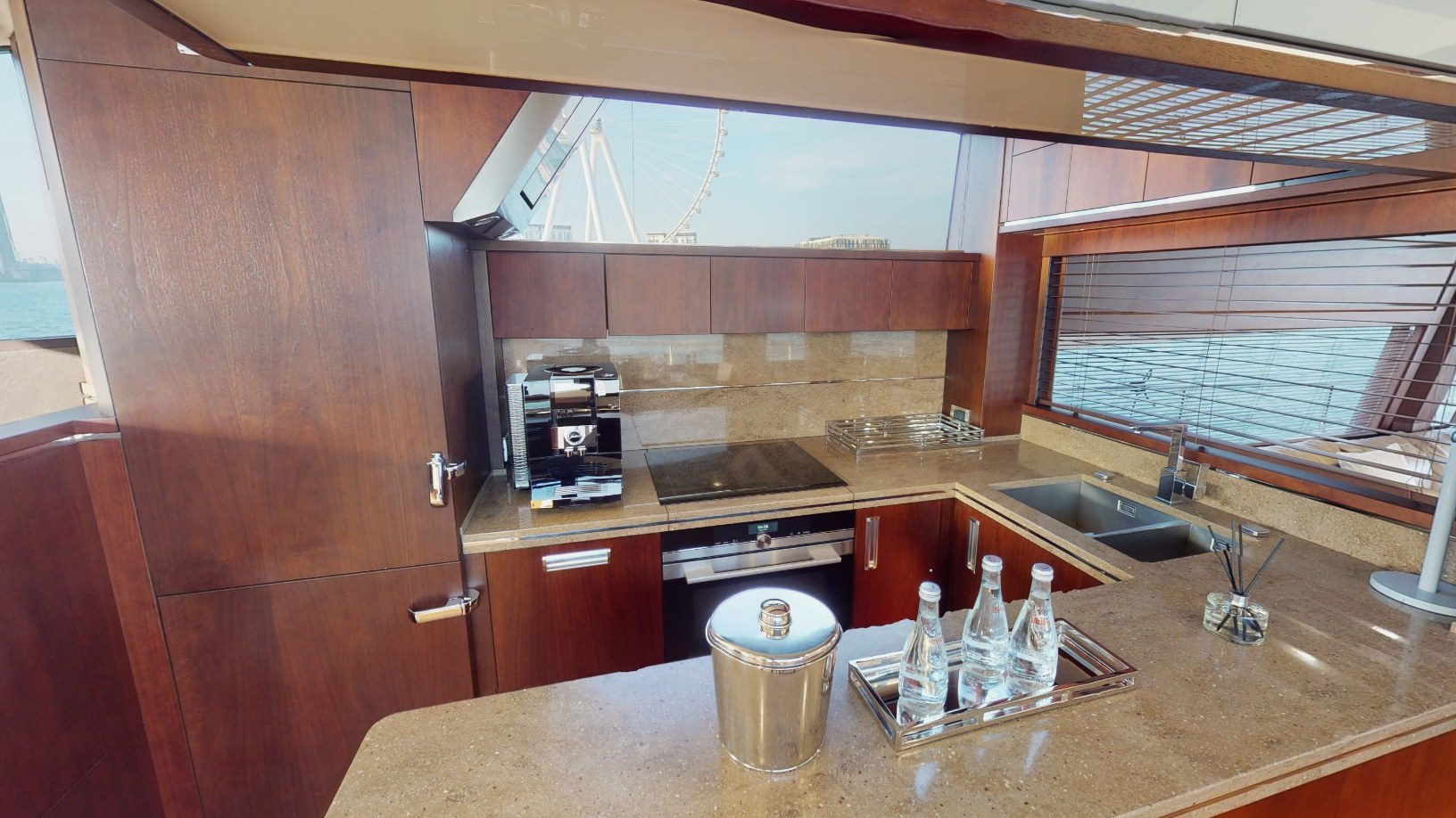 View 12: Galeon