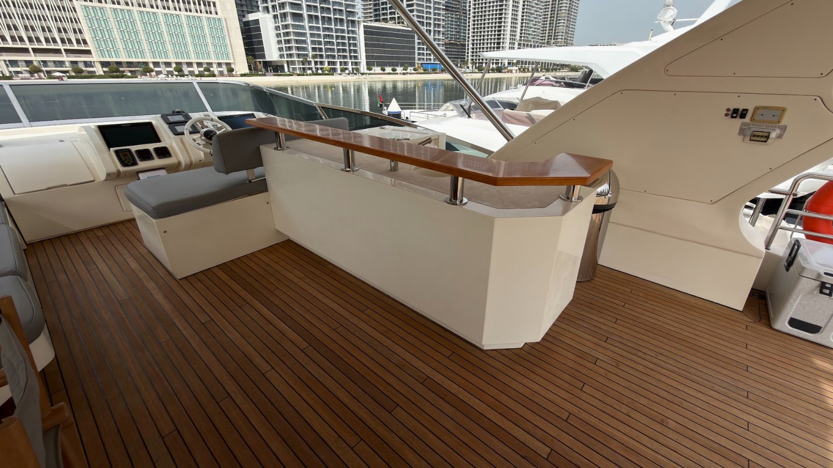 View 9: Azimut Satisfaction