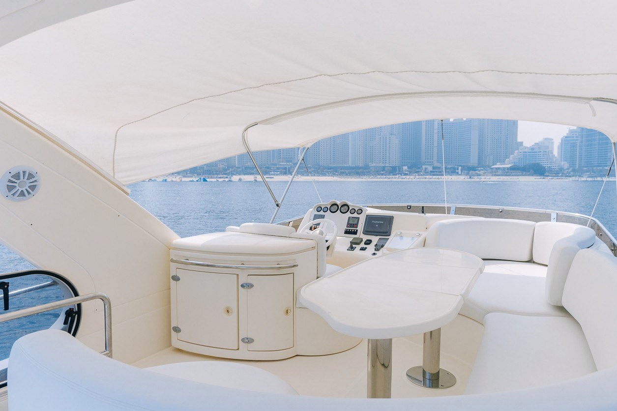 View 3: Azimut Monica