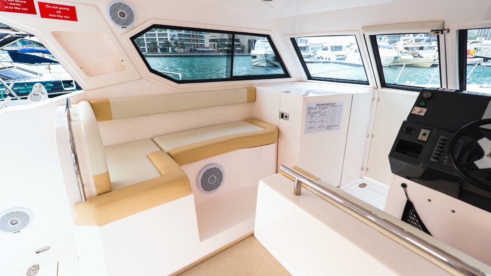 View 7: Silver Craft Thunder