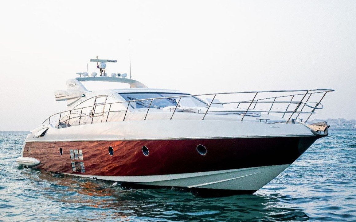 Azimut Sura for charter