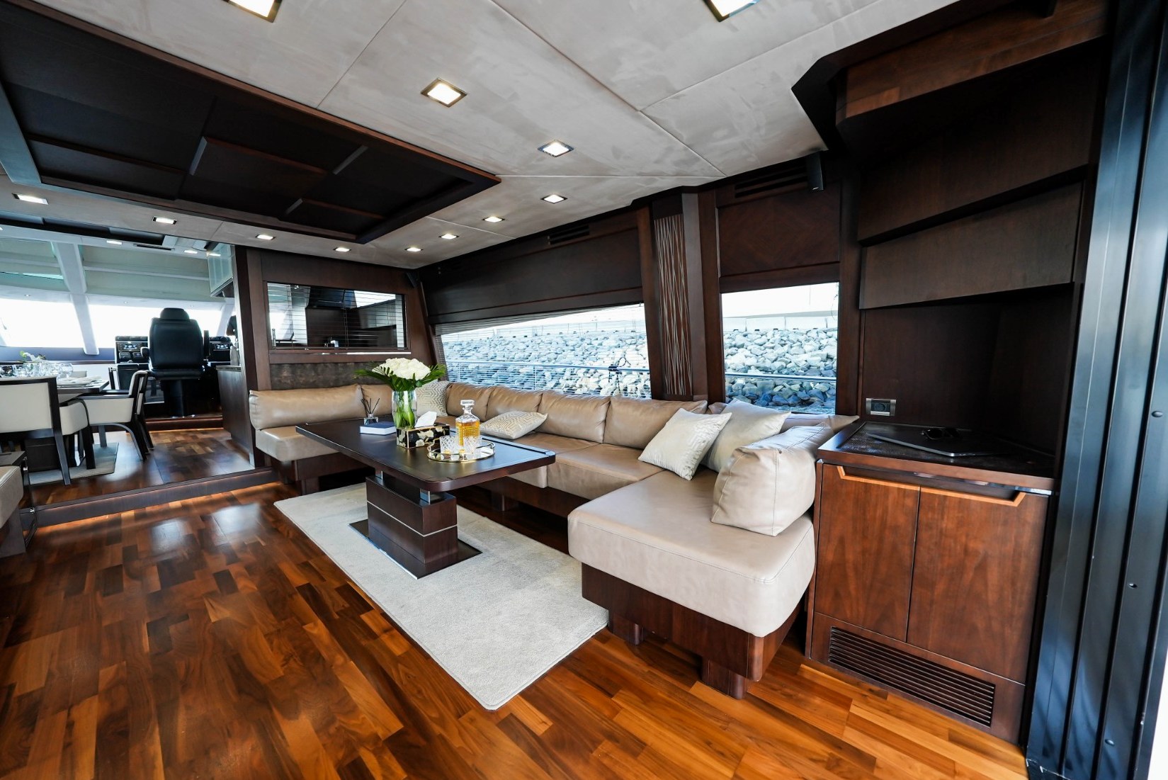 View 11: Galeon